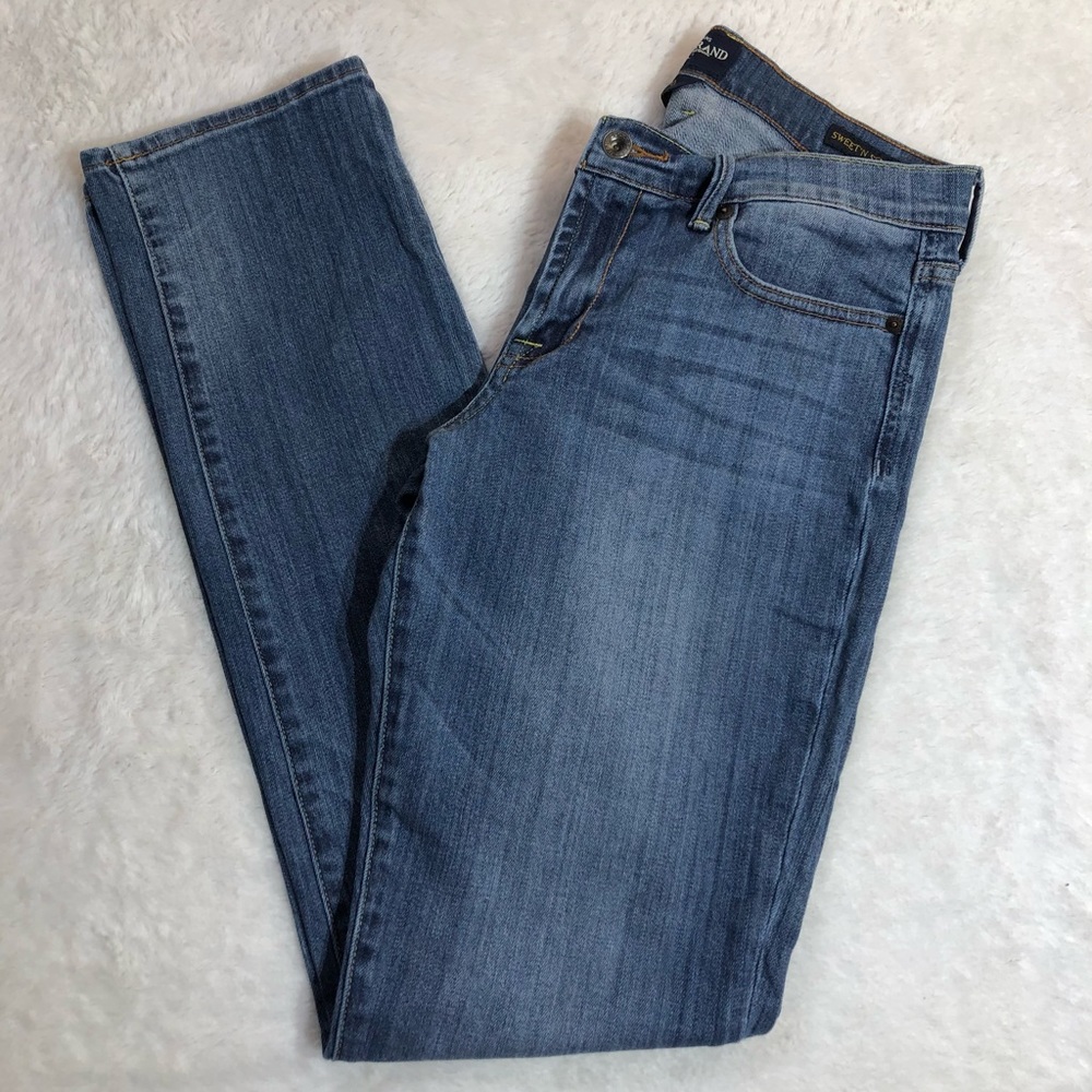 Lucky Brand Sweet ‘N Straight Jeans